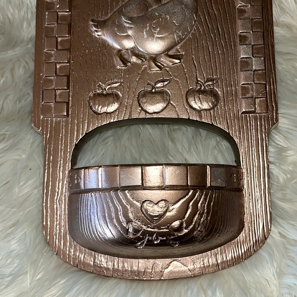 Burwood Homco BLESS THIS HOUSE Wall Pocket Plaque. Painted gold. - Picture 3 of 6